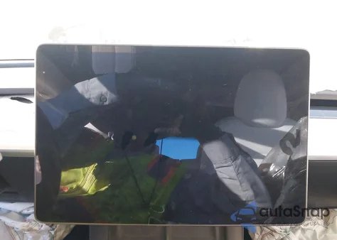 2021 Tesla Model 3 Long Range Dual Motor All-Wheel Drive z USA, uszkodzony, nr VIN 5YJ3E1EBXMF055707